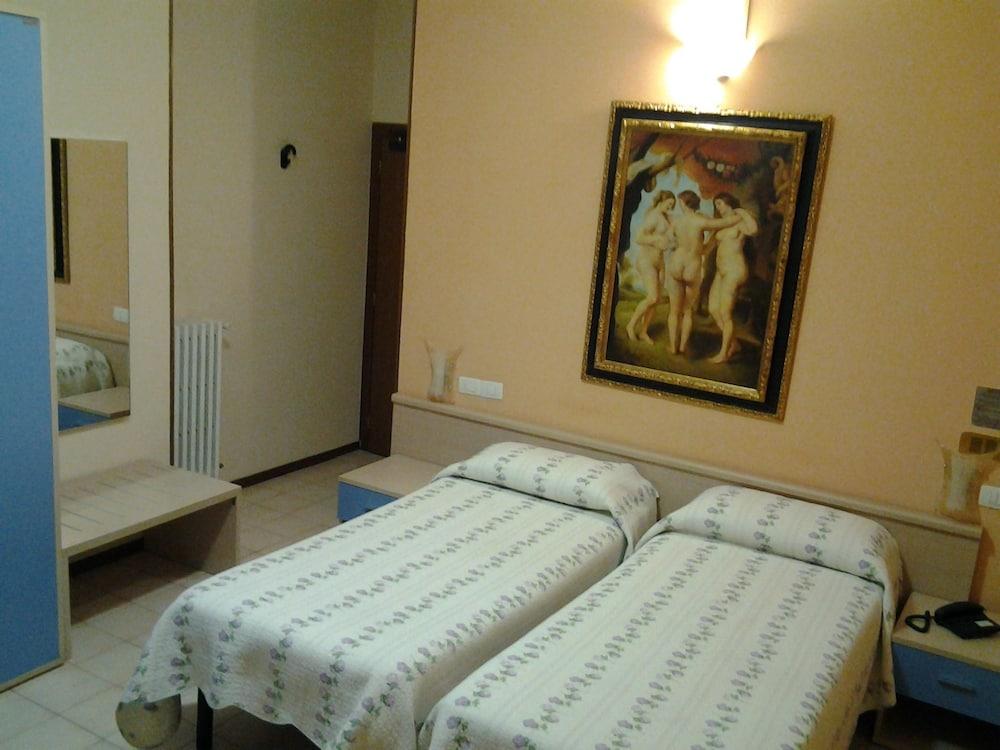 Hotel San Marco Reggio Emilia Dış mekan fotoğraf